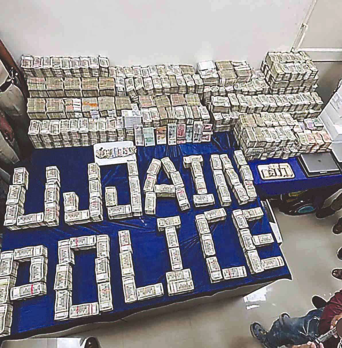 15 crore in cash received from a gang of international cricket bookies in Ujjain 15 crore in cash received from a gang of international cricket bookies in Ujjain