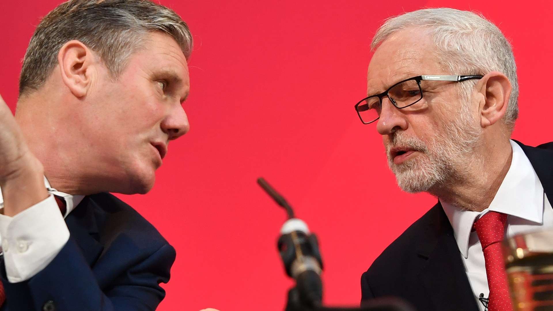 Keir Starmer U-turns AGAIN as he slams ‘Corbyn-style’ manifestos despite previously praising their ‘decency’ Keir Starmer U-turns AGAIN as he slams ‘Corbyn-style’ manifestos despite previously praising their ‘decency’