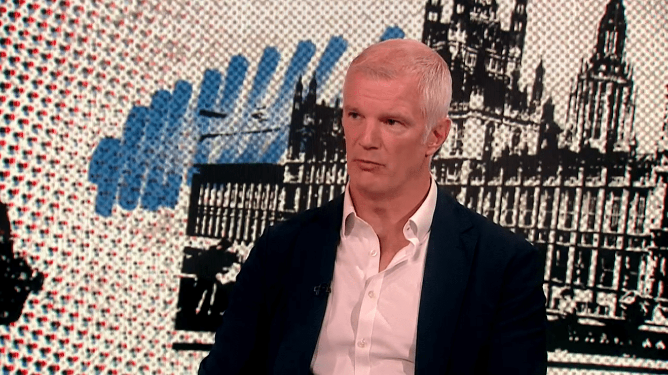 War hero-turned Labour MP takes over as Veterans Minister – but he WON’T sit in Cabinet War hero-turned Labour MP takes over as Veterans Minister – but he WON’T sit in Cabinet