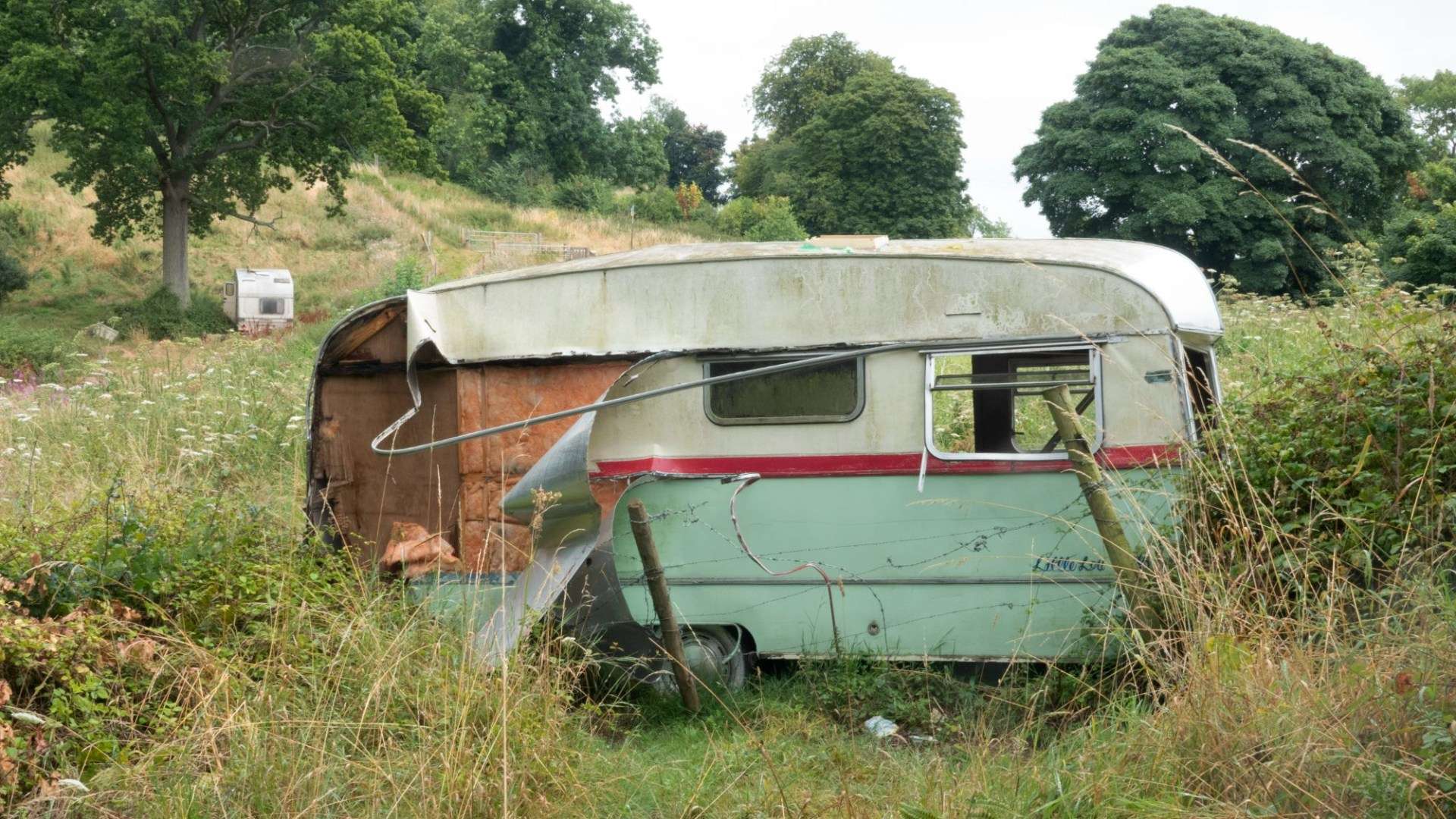 We’re furious after farmer dumped ‘eyesore’ caravans on beauty spot & wrecked our view – it’s shocking