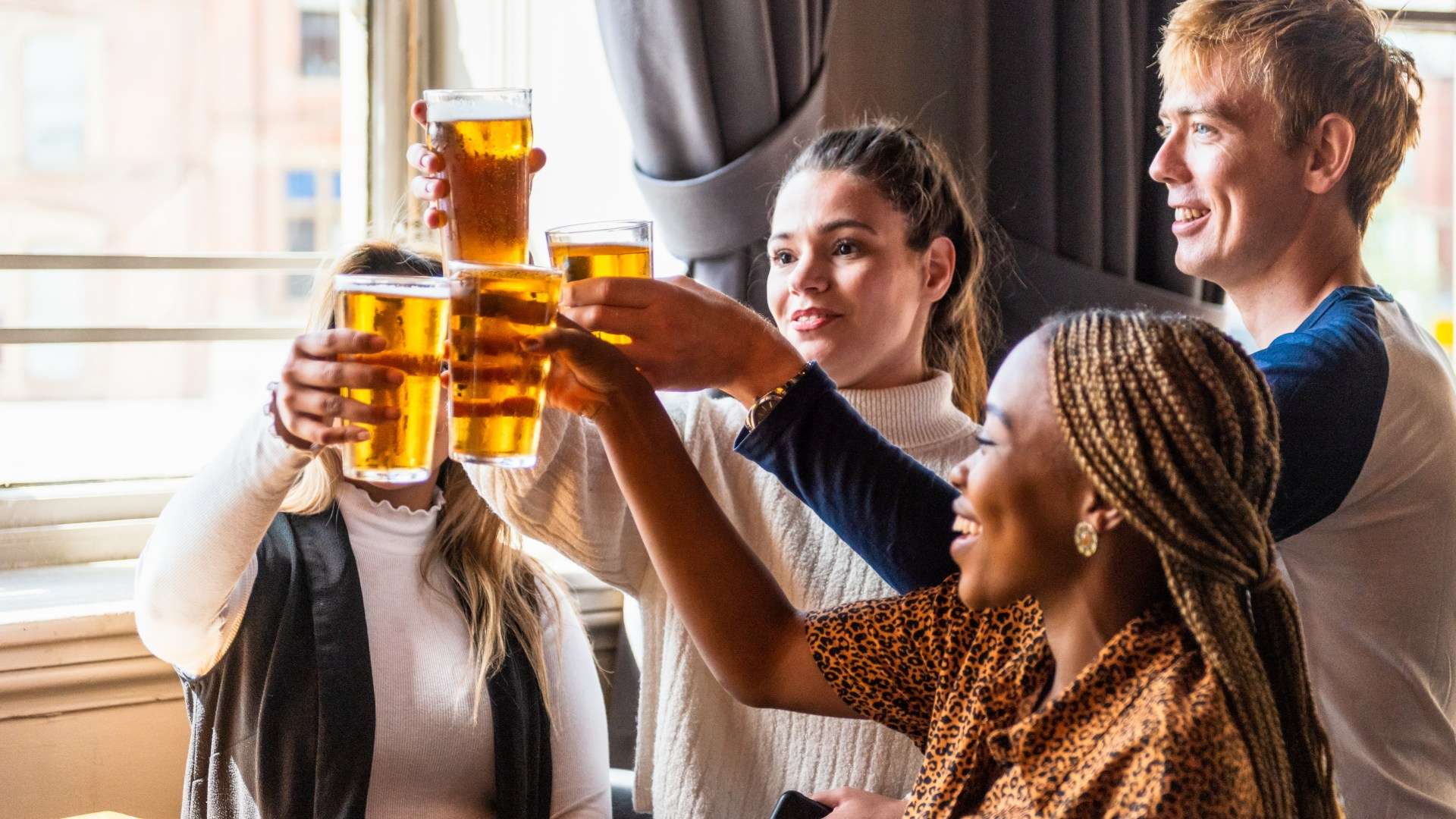 Hundreds more pubs will CLOSE without slashing booze tax & scrapping smoking ban, bosses warn
