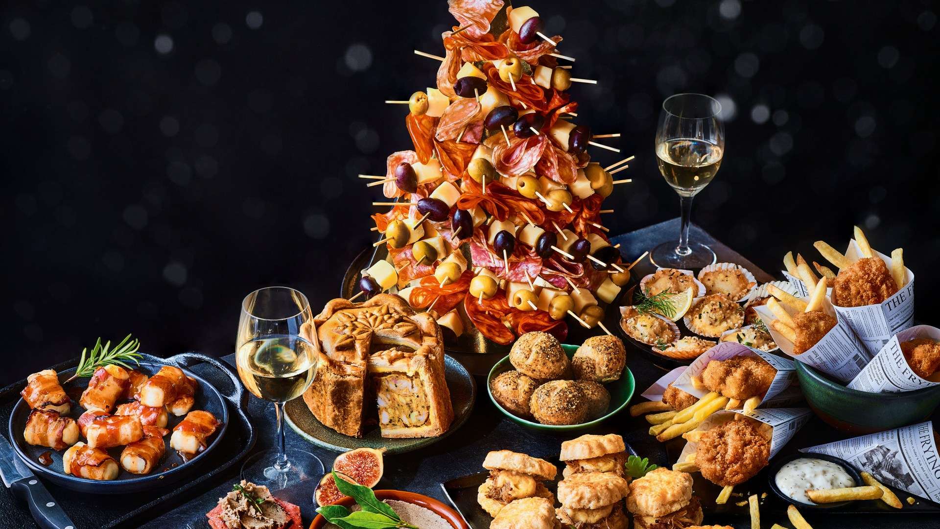 I tried M&S festive food range, there’s 450 new products from blinged up pigs in blankets & turkey lasagne to hot honey