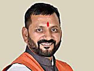 Notice to suspend former mayor of Gandhinagar from party