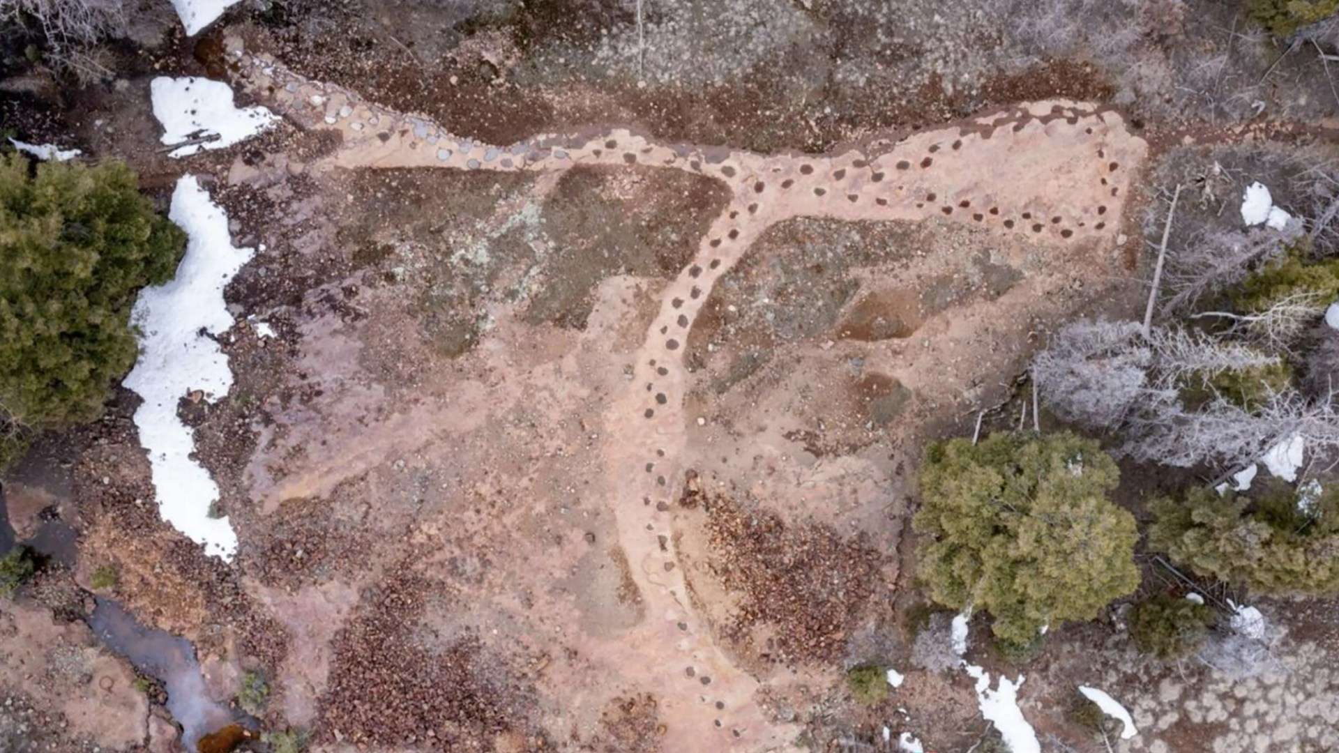 Watch as incredible new drone vid shows world’s longest dinosaur tracks from long-necked sauropod 150 MILLION years ago Watch as incredible new drone vid shows world’s longest dinosaur tracks from long-necked sauropod 150 MILLION years ago