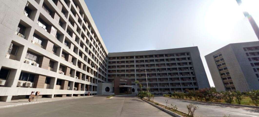 Kamdhenu University, Gandhinagar has received five star rating from Gujarat State Institutional Rating Framework
