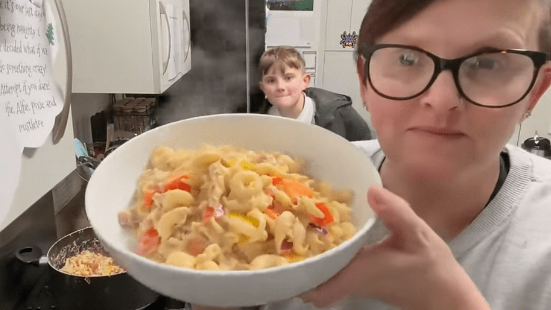 I’m a mum of 12 – here’s the £1.60 pasta dish I swear by for an easy & tasty dinner, it’s great for a leftover lunch too I’m a mum of 12 – here’s the £1.60 pasta dish I swear by for an easy & tasty dinner, it’s great for a leftover lunch too