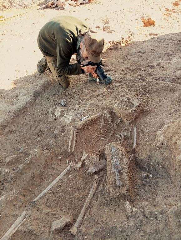 Mystery as face-down body of footless Roman with KNIFE in back found at site of ancient fort…abandoned 3,000yrs earlier