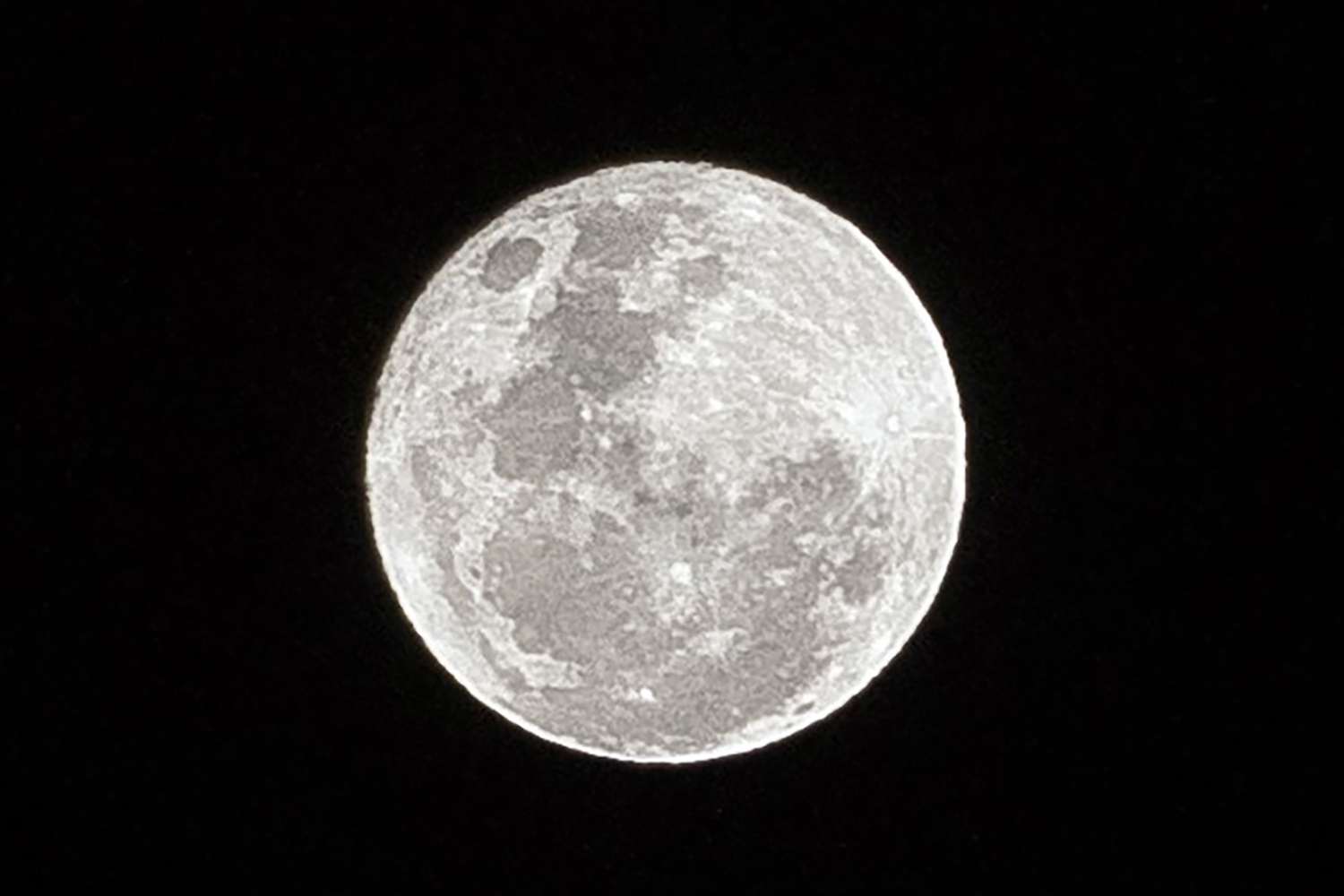Future Moon base could be powered by lunar DIRT, say scientists as Nasa plans to send astronauts in 2026