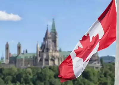 A Canadian work permit visa of 1.5 lakh with Nadiad's family A Canadian work permit visa of 1.5 lakh with Nadiad’s family