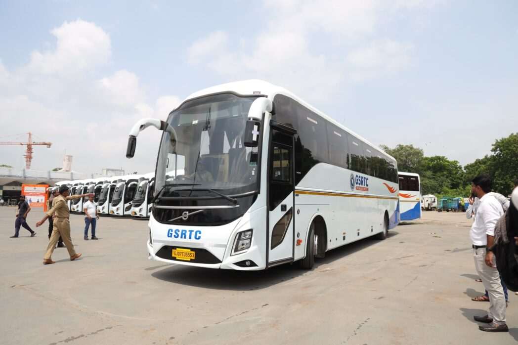 Extra buses are operating by ST Corporation to enjoy summer vacation in the state. Extra buses are operating by ST Corporation to enjoy summer vacation in the state.