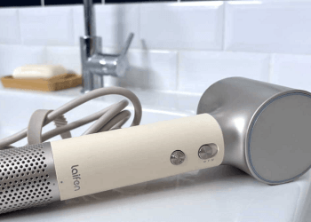Laifen Neo Special vs RUSK W8Less: Modern Speed vs Classic Salon Power